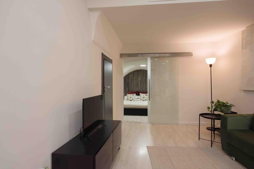The Little House 6 - In The Heart Of Appartamento Napoli